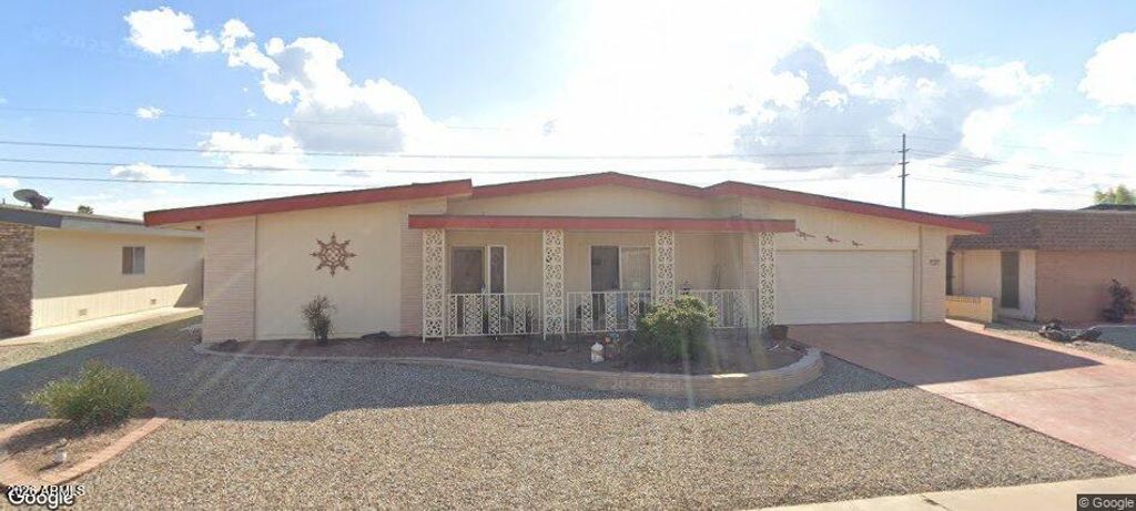 11001 W Granada Drive, Sun City, AZ 85373