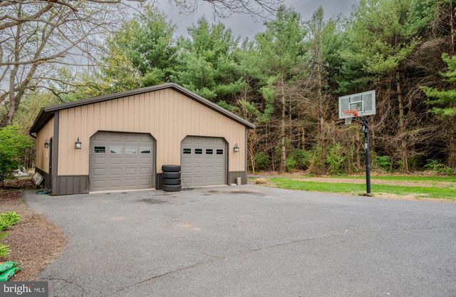 1720 CHARLES RAY ACRES DR, Sykesville, MD 21784