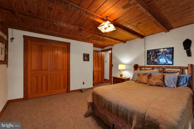 1720 CHARLES RAY ACRES DR, Sykesville, MD 21784