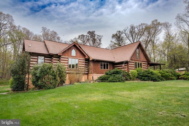 1720 CHARLES RAY ACRES DR, Sykesville, MD 21784