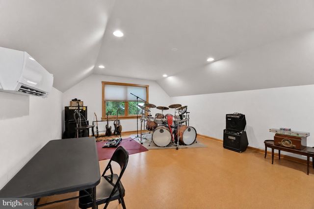 1720 CHARLES RAY ACRES DR, Sykesville, MD 21784
