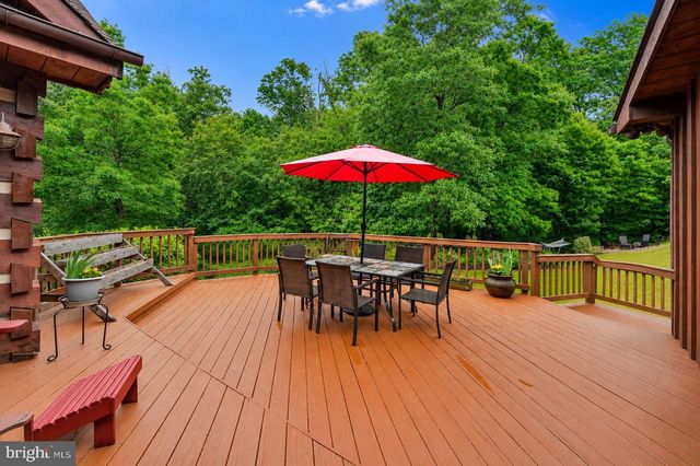 1720 CHARLES RAY ACRES DR, Sykesville, MD 21784