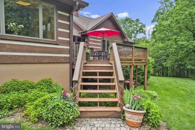 1720 CHARLES RAY ACRES DR, Sykesville, MD 21784