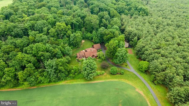 1720 CHARLES RAY ACRES DR, Sykesville, MD 21784