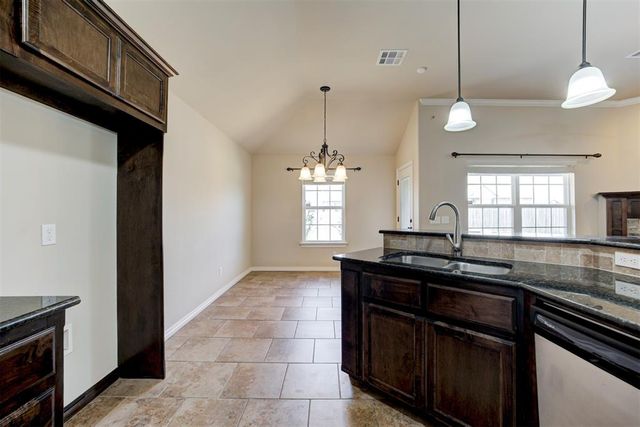 18432 Camborne Avenue, Edmond, OK 73012