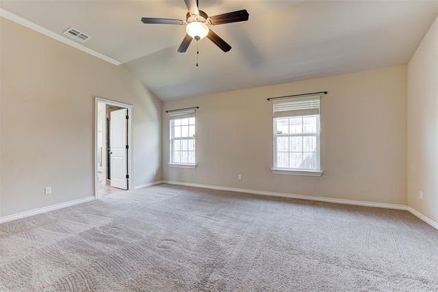 18432 Camborne Avenue, Edmond, OK 73012