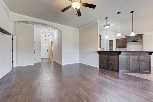 18432 Camborne Avenue, Edmond, OK 73012