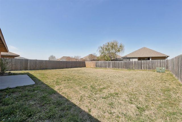 18432 Camborne Avenue, Edmond, OK 73012