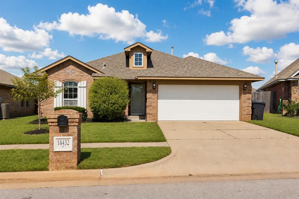 18432 Camborne Avenue, Edmond, OK 73012