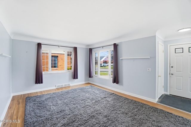 2731 Latonia Boulevard, Toledo, OH 43606