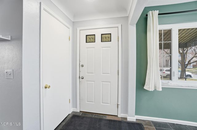 2731 Latonia Boulevard, Toledo, OH 43606