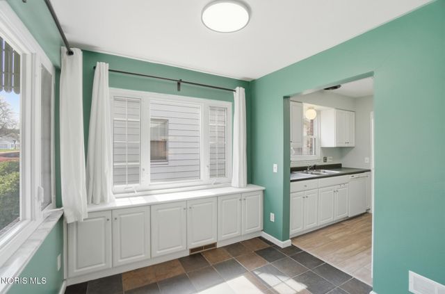 2731 Latonia Boulevard, Toledo, OH 43606