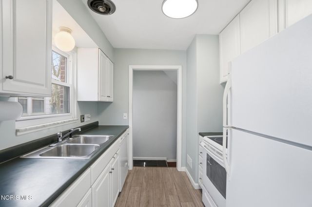 2731 Latonia Boulevard, Toledo, OH 43606