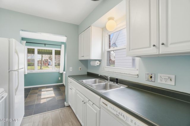 2731 Latonia Boulevard, Toledo, OH 43606