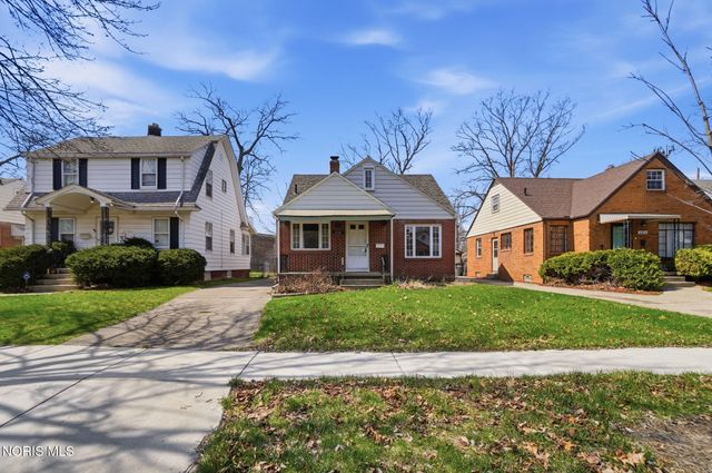 2731 Latonia Boulevard, Toledo, OH 43606