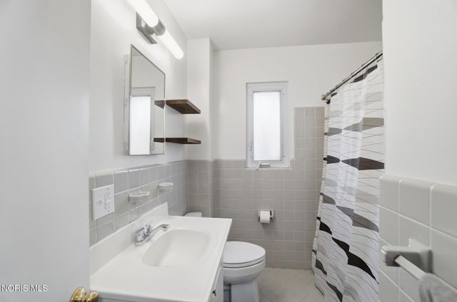 2731 Latonia Boulevard, Toledo, OH 43606