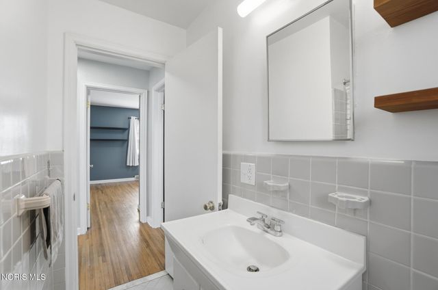 2731 Latonia Boulevard, Toledo, OH 43606