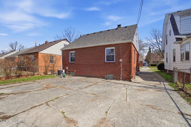 2731 Latonia Boulevard, Toledo, OH 43606