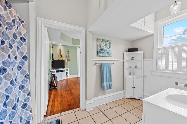 702 N 15th Street, Waco, TX 76707