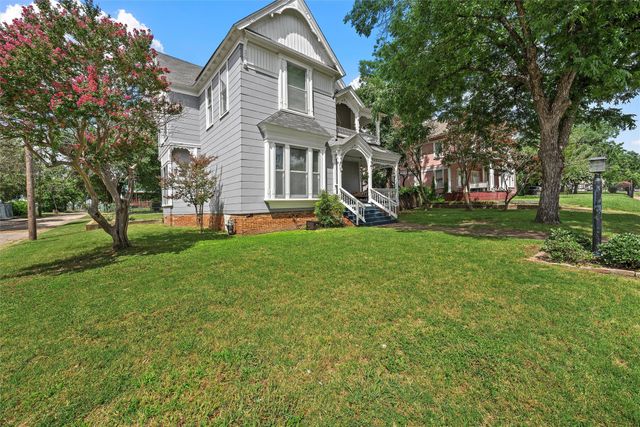 702 N 15th Street, Waco, TX 76707