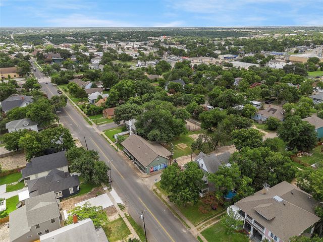 702 N 15th Street, Waco, TX 76707