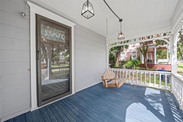 702 N 15th Street, Waco, TX 76707