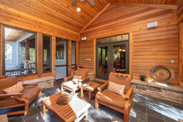 1004 Oakwood Drive, Polk City, IA 50226