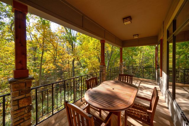 1004 Oakwood Drive, Polk City, IA 50226