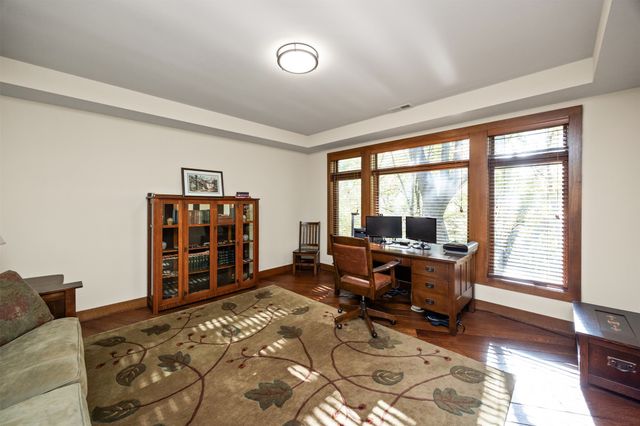 1004 Oakwood Drive, Polk City, IA 50226