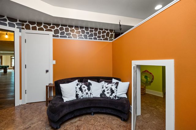 1004 Oakwood Drive, Polk City, IA 50226