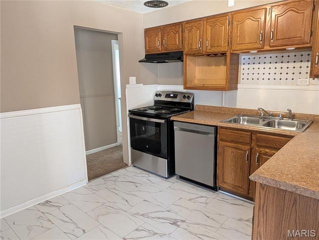 750 Kelvin Drive, Bellefontaine Nghbrs, MO 63137