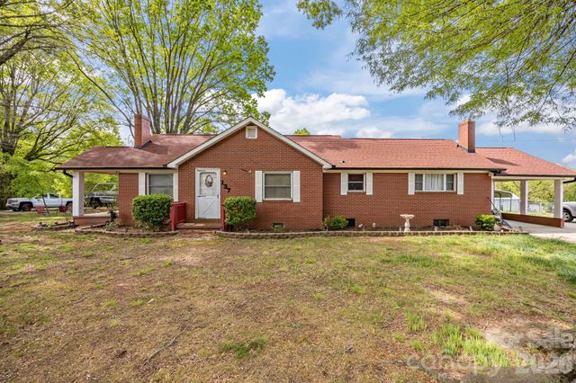 137 Foursquare Road, Mooresville, NC 28115