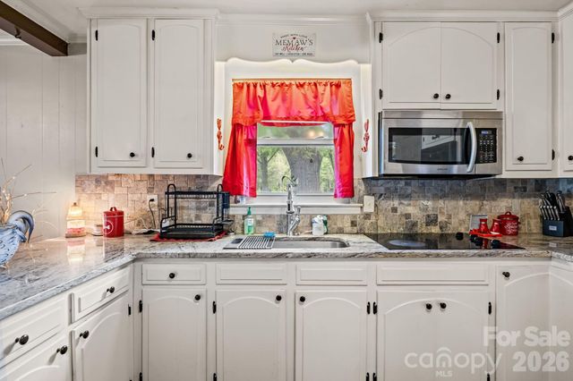 137 Foursquare Road, Mooresville, NC 28115