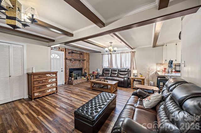 137 Foursquare Road, Mooresville, NC 28115