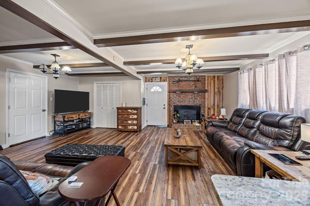 137 Foursquare Road, Mooresville, NC 28115