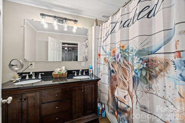 137 Foursquare Road, Mooresville, NC 28115