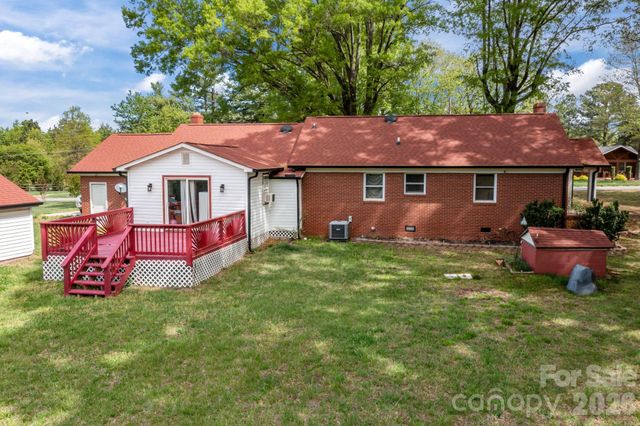 137 Foursquare Road, Mooresville, NC 28115