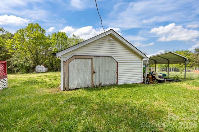 137 Foursquare Road, Mooresville, NC 28115