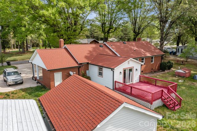 137 Foursquare Road, Mooresville, NC 28115