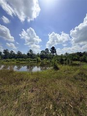 385 County Road 3773, Cleveland, TX 77327