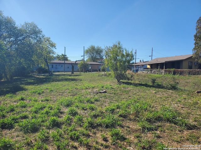 1807 & 1811 Burleson, San Antonio, TX 78202