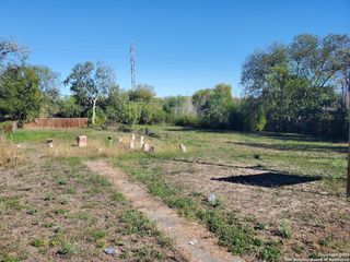 1807 & 1811 Burleson, San Antonio, TX 78202