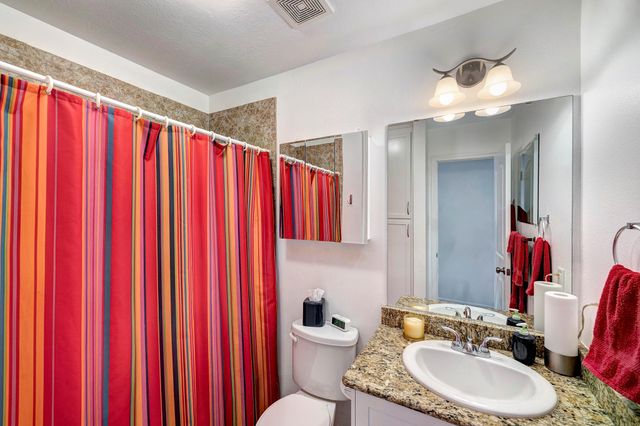 208 Boulder Drive, Navasota, TX 77868