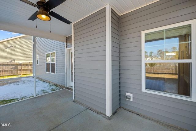 407 Richlands Cliff Drive, Youngsville, NC 27596