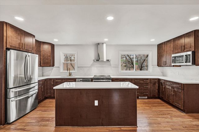 2825 Fairway Forest DR, Salem, VA 24153