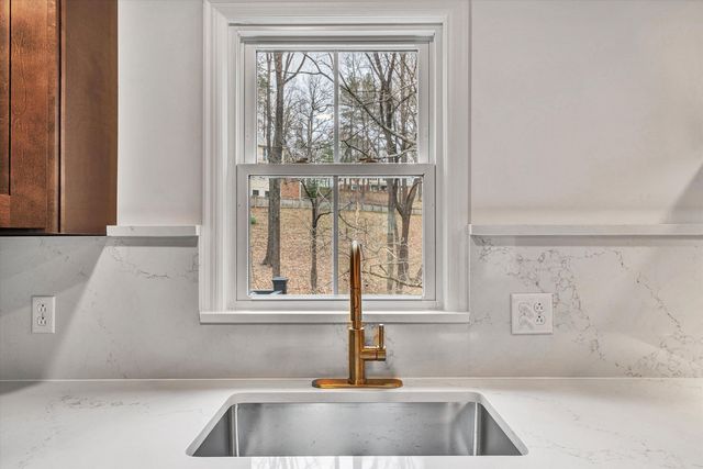 2825 Fairway Forest DR, Salem, VA 24153