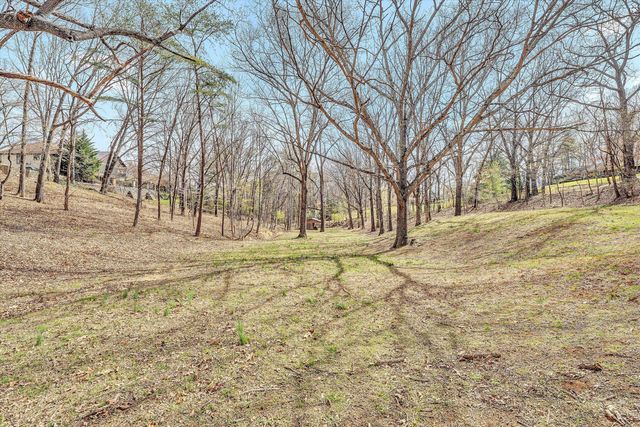 2825 Fairway Forest DR, Salem, VA 24153