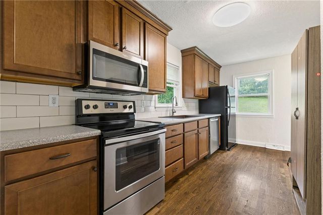 1131 N 49th Terrace, Kansas City, KS 66102
