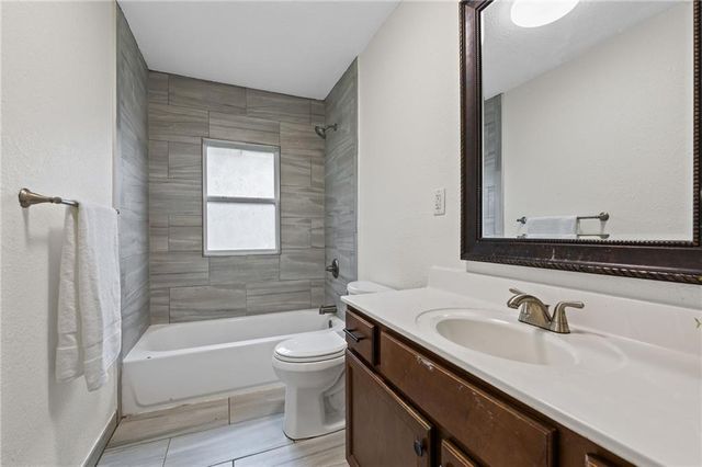 1131 N 49th Terrace, Kansas City, KS 66102