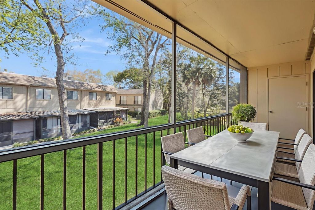 Image 15 of property listing at 429 SHEOAH BOULEVARD 12, Winter Springs, FL 32708